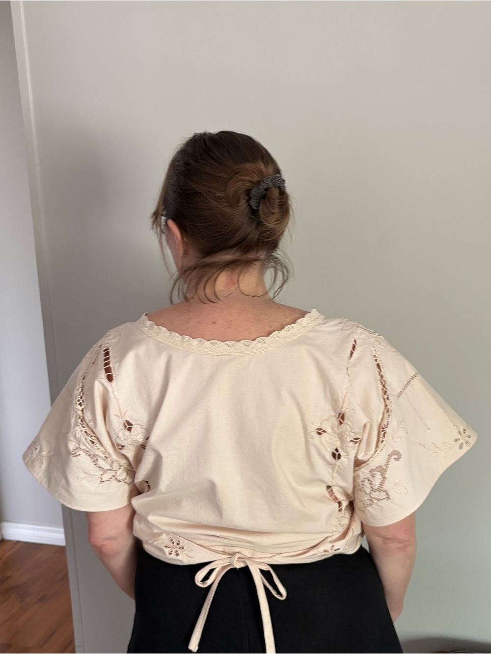 Viral Wrap Top Embroidered Cotton - Picture 11 of 14